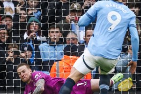 哈兰德关键节点出色防守，阿森纳带队取胜！(哈兰德关键节点出色防守,阿森纳带队取胜了吗)爱游戏体育app