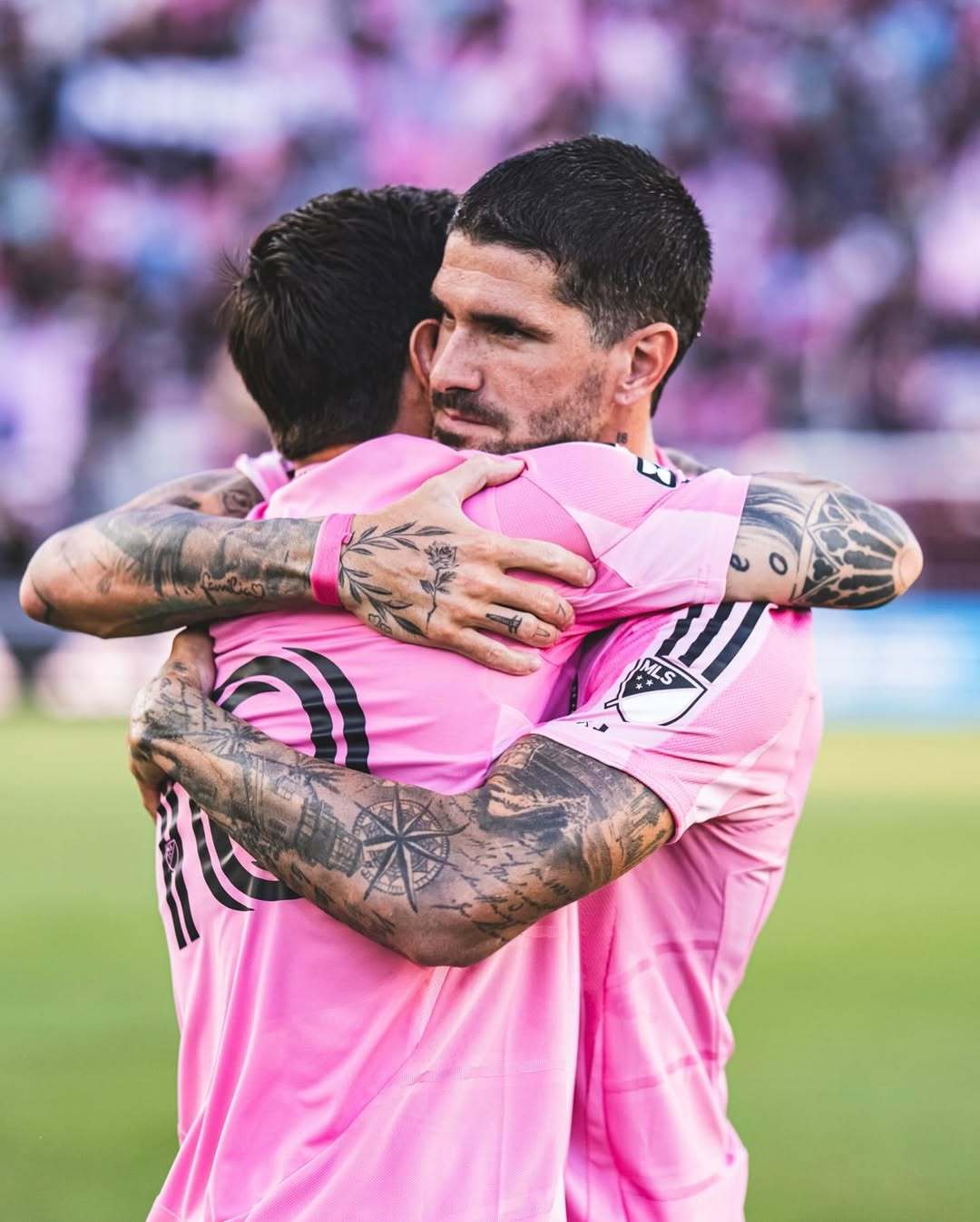 包含转折点！斯图加特复出首秀，法国杯集结日攻防权衡，管理层满意，轮换策略成焦点的词条